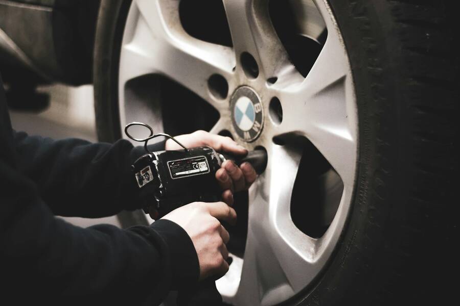 Wheel & Tyre Service